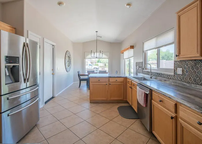 Stayshores Chic Retreat - Pool Hottubsweet Sleep Holiday home Casa Grande