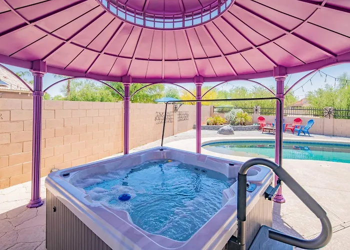 Holiday home Stayshores Chic Retreat - Pool Hottubsweet Sleep *